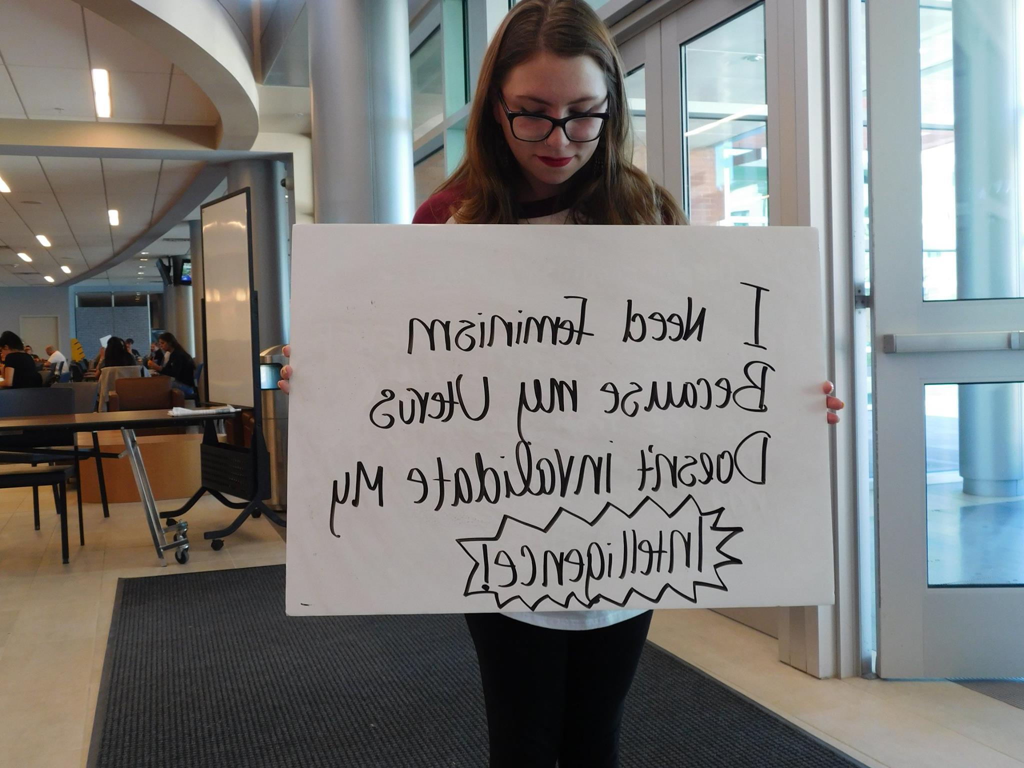 CMU学生表达对女权主义的支持 